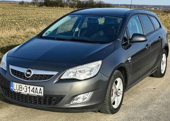 Opel Astra kombi