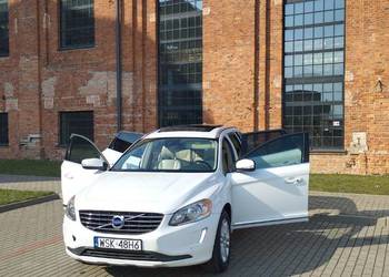 Volvo XC60 2.0 T5 KAMERA COFANIA/ CZUJNIKI PARKOWANIA/ NAVI/ BLIS/ KEYLESS