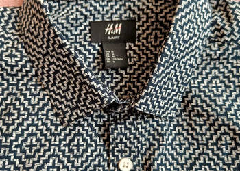 Koszula w czarno-biały wzorek z białymi guziczkami H&M r M