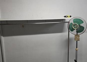 Stojaki do sklepu odzieżowego