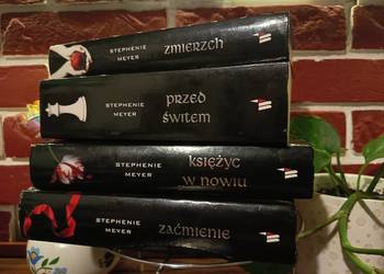 ZESTAW 4 KSIĄŻEK: Saga Zmierzch - Stephenie Meyer (Komplet!)
