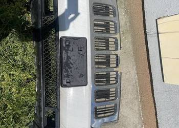 Zderzak przedni jeep wk2