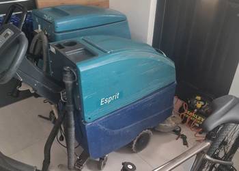 Profesjonalna szorowarka, maszyna sprzątająca WETROK Discomatic Mambo