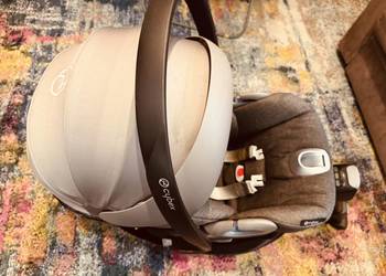 Fotelik Cybex Cloud Z i Size z podstawką