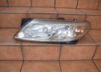 Renault Laguna 2 II lampa lewa przód 2001 - 2005r (europa)