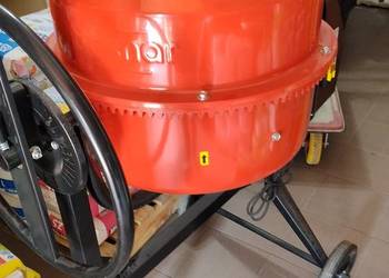 Betoniarka 140 l