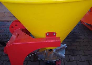 rozsiewacz Demarol 300l
