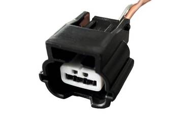 Wtyczka sterująca do pompy wspomagania Nissan NV400