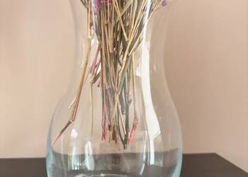 Piękny wazon z kwiatami