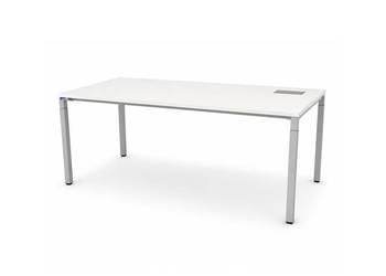 Biurko Steelcase Kalidro z media portem
