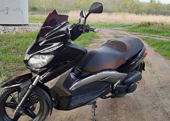 Skuter Yamaha Xmax
