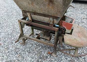 Siewka polska rozsiewacz nawozów Motyl