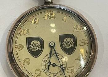 Srebrny zegarek kieszonkowy oficera SS – symbolika III Rzeszy
