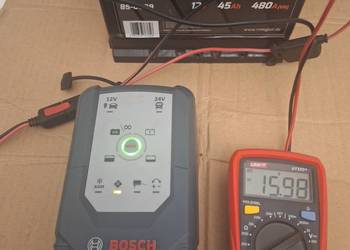 Prostownik ładowarka BOSCH C7 C70 12/24V