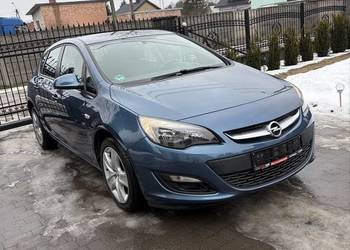 Opel Astra 1.4T HB Active