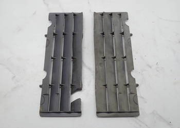 Dwie Kratki Osłony Chłodnic 1. Uszkodzona Husqvarna TE 510 TC 450 05-10r Tx