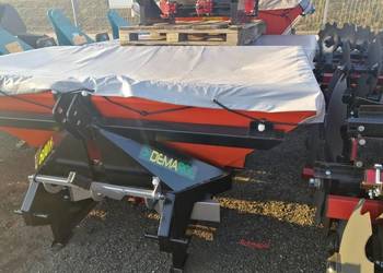 Rozsiewacz do nawozów 600L firmy DEMAROL