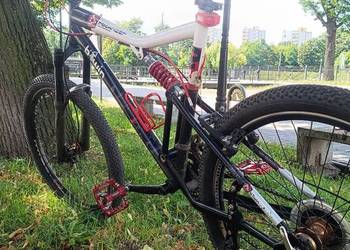 B’Twin Rockrider – rower górski full suspension (starszy model)