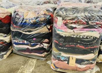 Ubrania odzież używana ciuchy sort niesort
