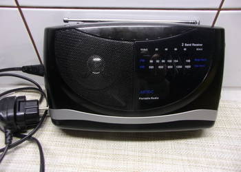 Ładne radyjko przywiezione z Anglii " Portable Radio" AM/FM