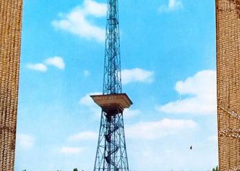 WIDOK NA WIEŻĘ RADIOWĄ W BERLINIE WYBUDOWANĄ W 1926 ROKU