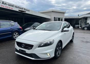 VOLVO V40 D3 automat Xenon Navi bezwypadkowe Opłacony Szwajcar