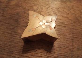 Szkatułka kamienna w kształcie gwiazdy puzderko. Vintage