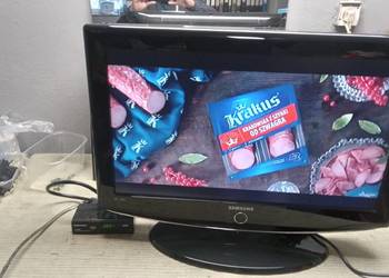 SPRZEDAM TELEWIZOR  SAMSUNG 26 CALI LCD