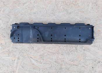 MERCEDES W176 ŚLIZG ZDERZAKA TYŁ A1768857400