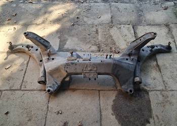 Sanki kompletne i belka tylna do almery n16 lift