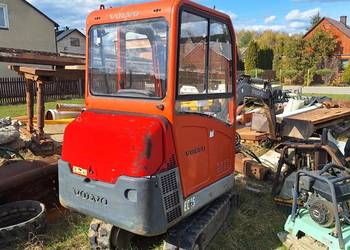 Minikoparka VOLVO EC 15