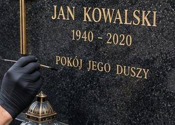 Odmalowanie napisów, liter na pomniku nagrobku, Cmentarz Oława, cennik