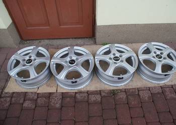 Felgi 6Jx15 cali 5x114,3  ET48  Kia  Ceed Venga Hundai iX20 i30