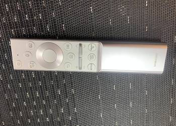 Przedmiotem sprzedaży jest oryginalny pilot przeznaczony do telewizora Sams