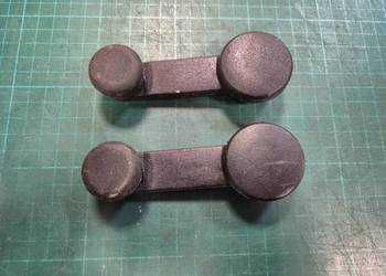 Korba szyby Fiat 2 sztuki