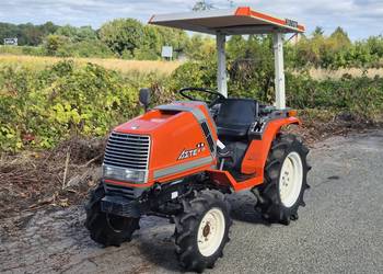 Traktorek traktor KUBOTA ASTE A17D 17KM 4×4