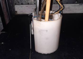 Pompa paliwa vw Passat b7 2.0 tdi