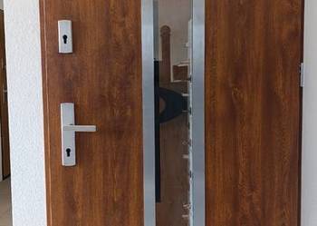 Drzwi metalowe WIKĘD 90 Prawe Złoty Dąb