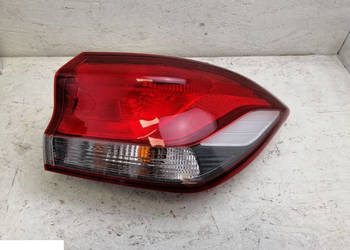 Hyundai I30 2018 lampa prawy tył hb