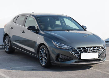 Hyundai i30 Fastback 1.5 T-GDI MHEV