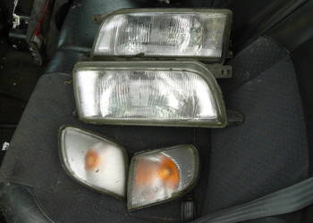 Lampa przednia prawa lub lewa Nissan Sunny N14 90-96