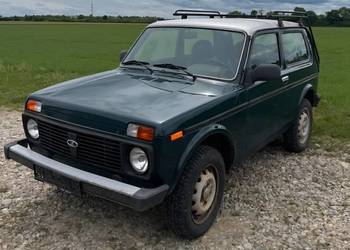 Lada niva 1.7 2010