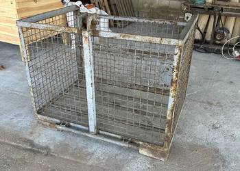 Klatka transportowa na podnośnik