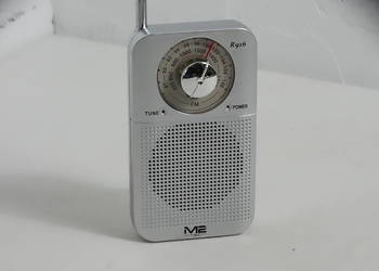 Kieszonkowe radio retro M2-TEC R916 (AM/FM) z podświetleniem