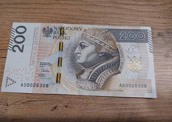 Kolekcjonerski banknot 200 zł seria A000, proszę o propozycję cenowe