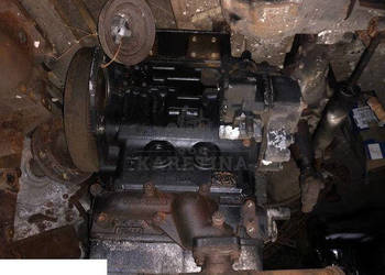 Yanmar 3TNV88 - Blok Cylindrów