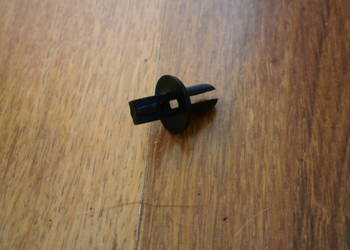 Gramofon UNITRA GS 461 trzpień reduktora 3szt.