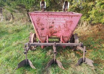 Sadzarka do ziemniaków akpil