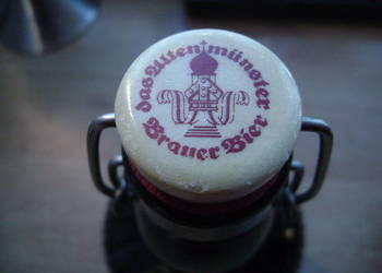 Starocie z PRL - Birofilistyka = Butelka od piwa BRAUER = 2 litry