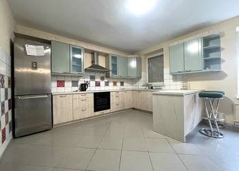 KOMFORTOWY I SOLIDNY DOM W KOLE–WYNAJMIJ I CIESZ SIĘ SWOBODĄ!